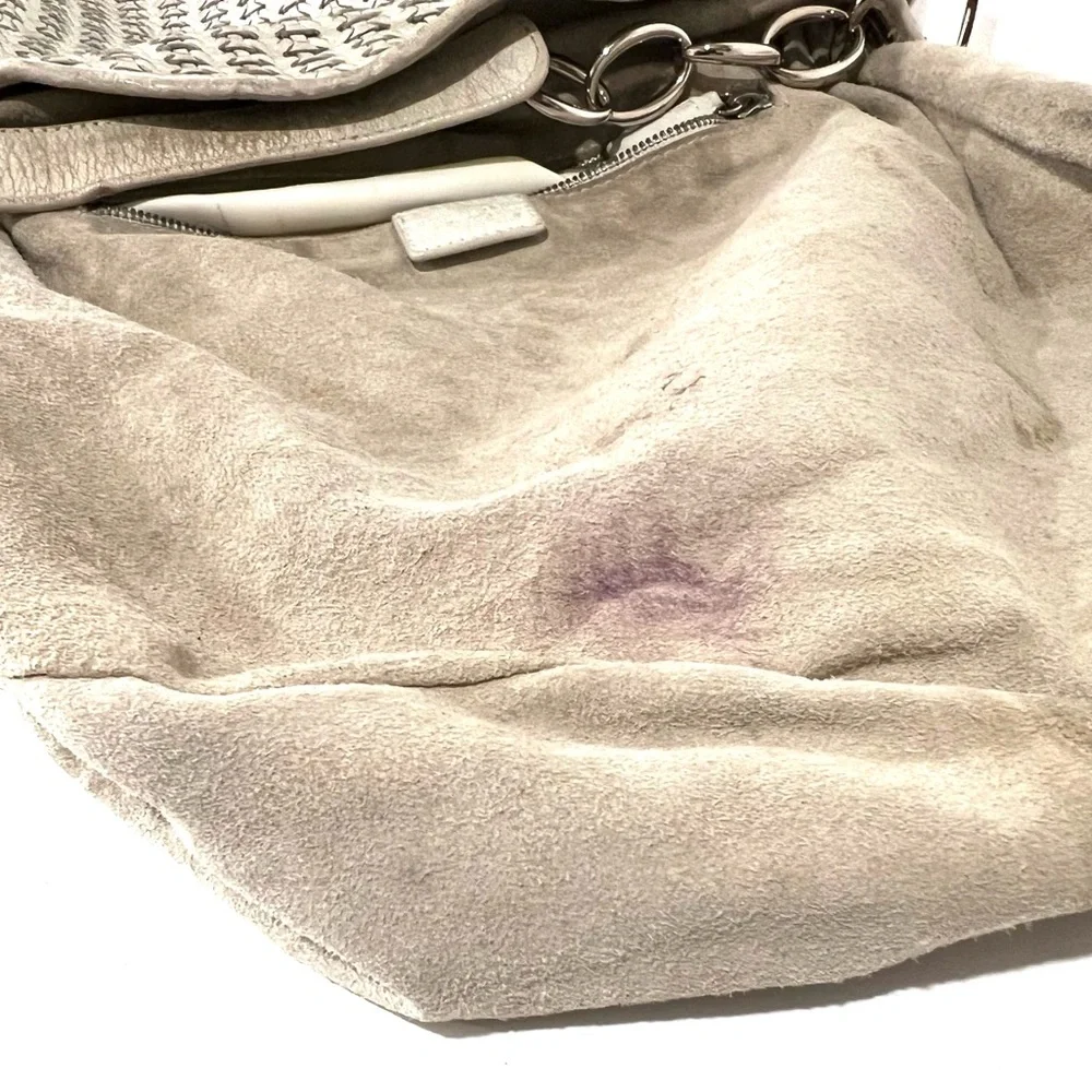 👜 Dior Avenue Bag - FIXER UPPER - Luxury Handbag Giveaway - Picture 14 of 15